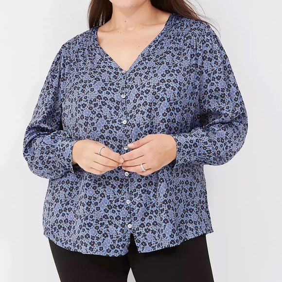 Lane Bryant Ruched Button-Front Knit & Woven Blouse Blue Floral Plus Size 14/16 - Picture 2 of 11